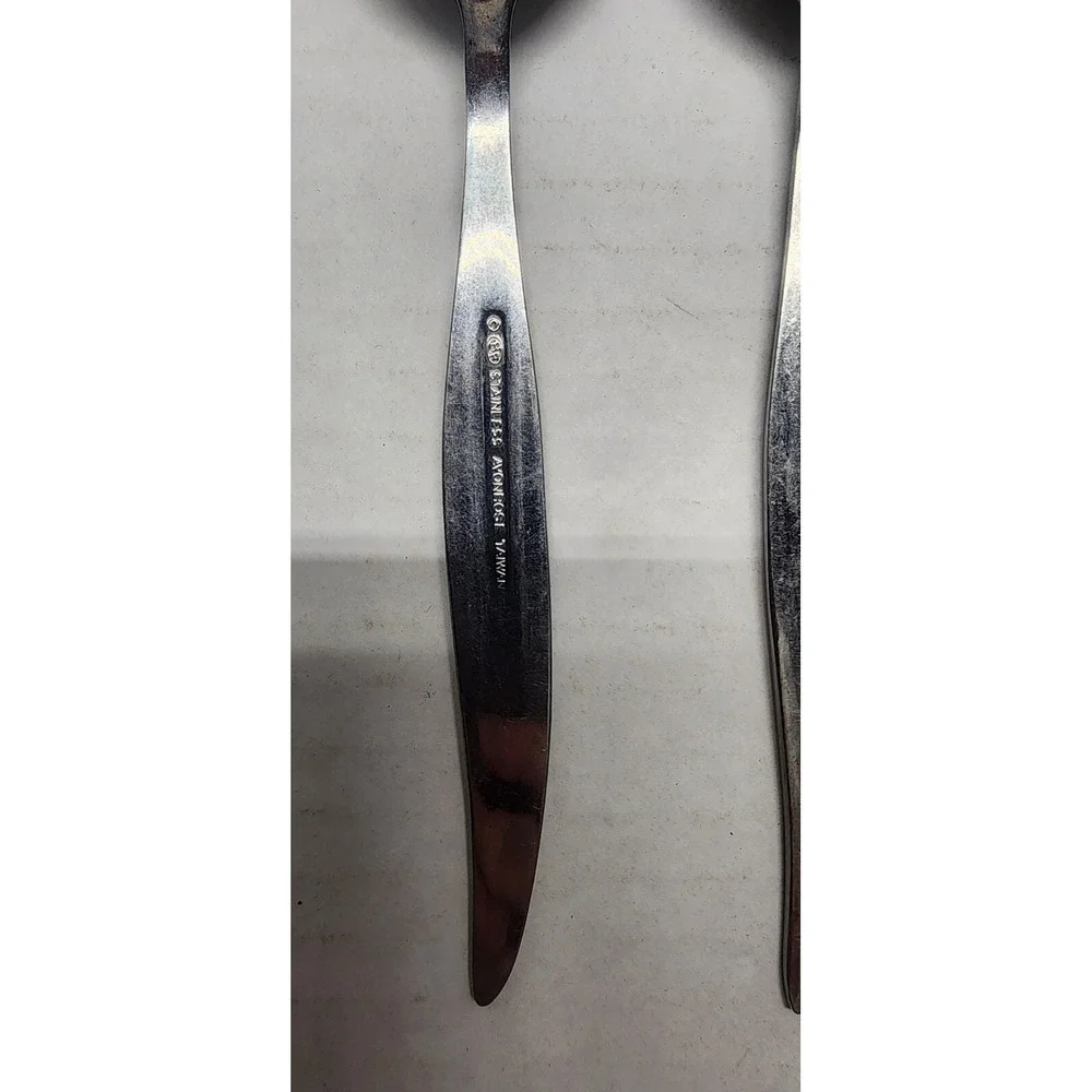 14 Pcs Hanford Forge Stainless Steel Flatware AVON ROSE Spoons, Forks,‎ Knives